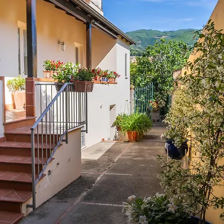 فندق مبيت وإفطار Casa Assunta فيكو إيكوينس
