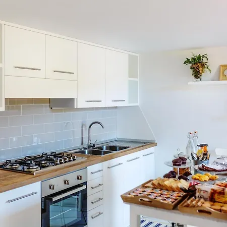 Casa Assunta Oda ve Kahvaltı Vico Equense